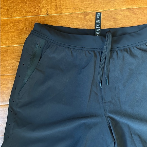 NWOT Ten Thousand Black Interval Short (Liner) 7" Size Small, Medium & Large - Picture 3 of 5